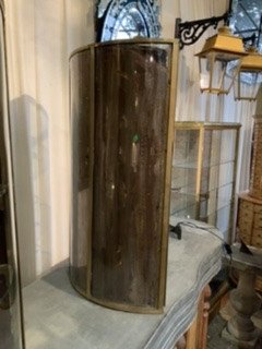 Paire De Vitrines En Laiton Forme Elliptique -photo-1