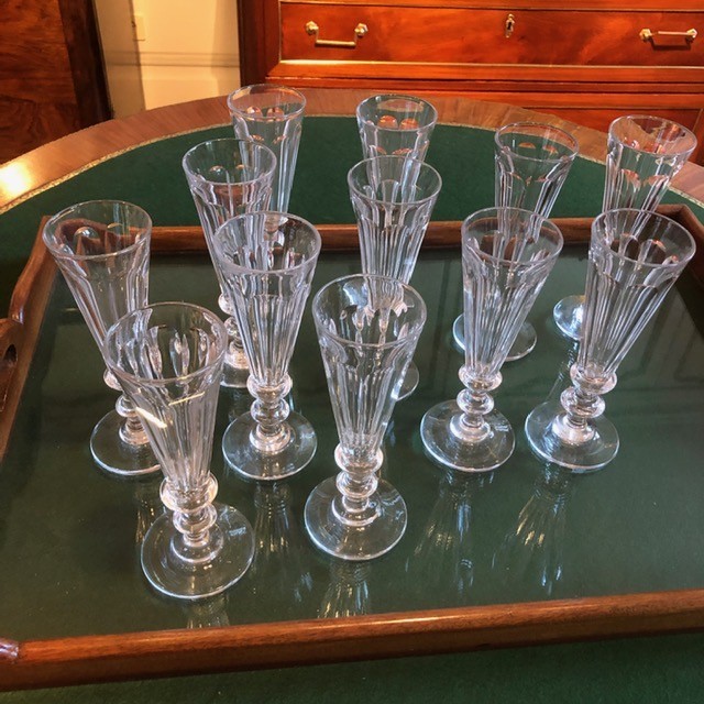 Suite de 12 flûtes à champagne Cristal -photo-2