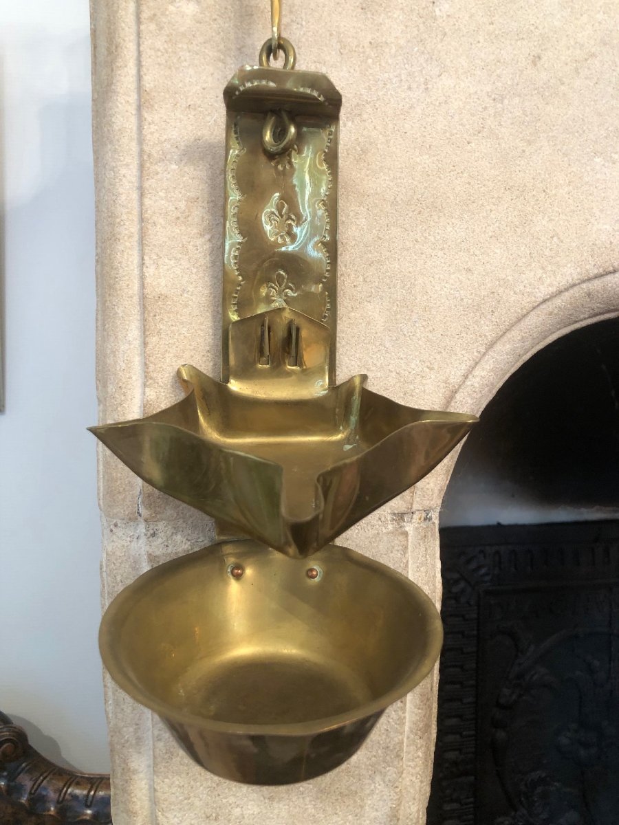 19th Century Kitchen Copperware Set And Oil Lamp-photo-2