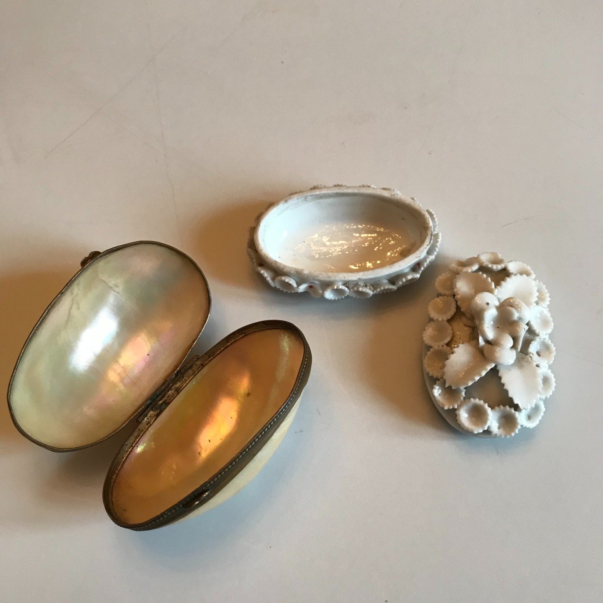 Napoléon III Mother-of-pearl And Earthenware Pill Boxes-photo-2