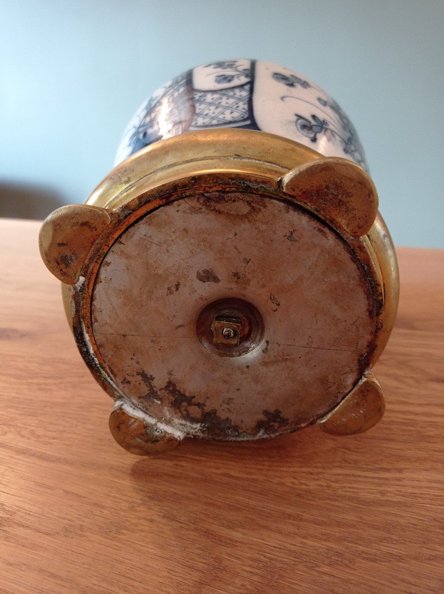 Delft , Vase Ovoïde 18 ème  siècle -photo-1