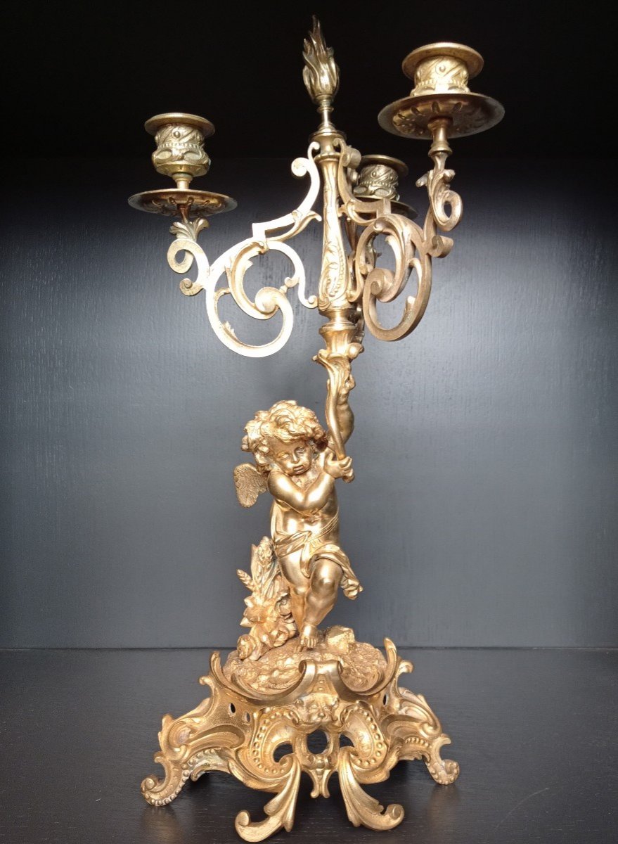 Paire De Candélabres En Bronze Doré à Décor De Putti-photo-2