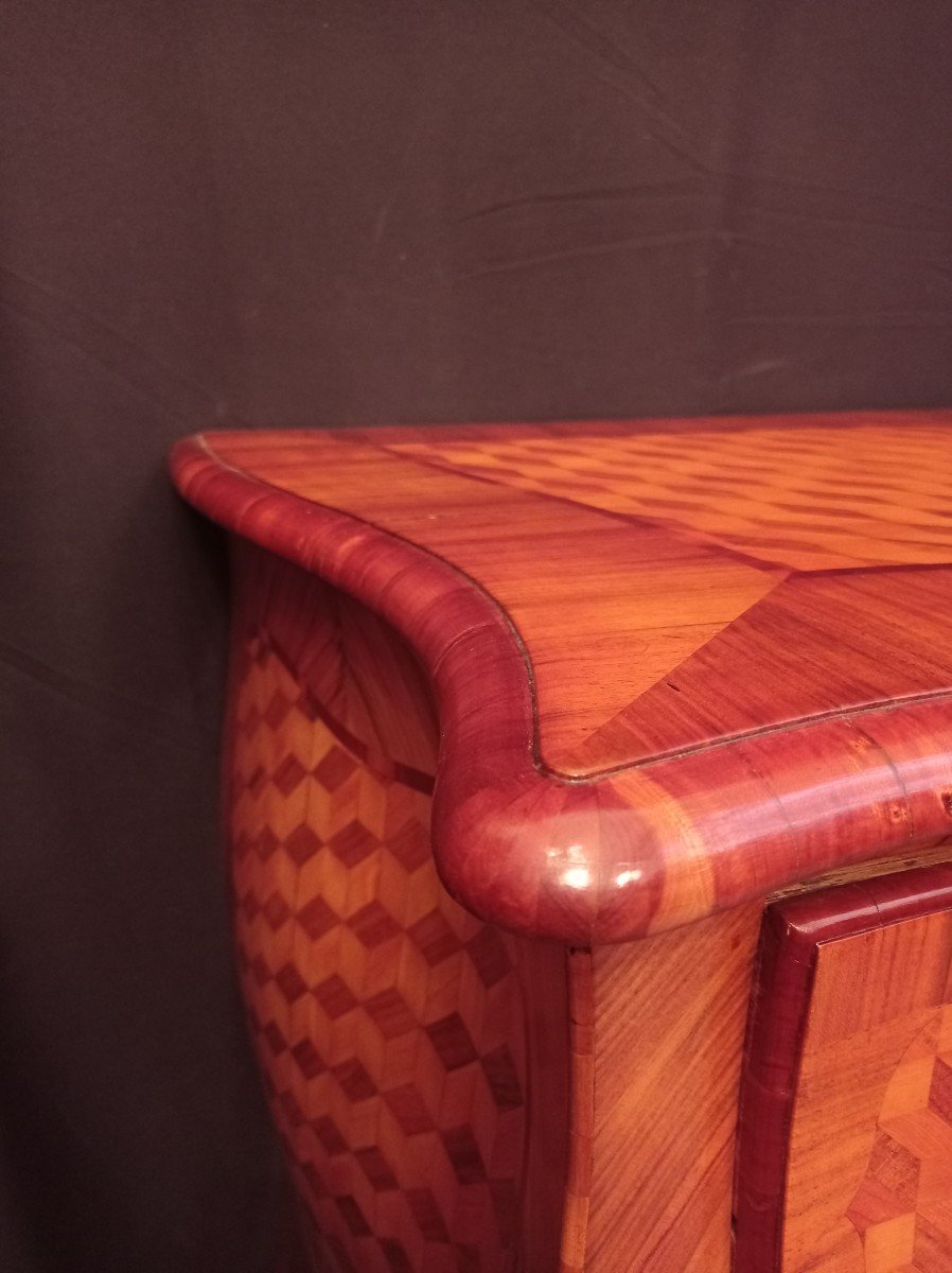 Commode Tombeau d'époque Louis XV En Marqueterie De Cube-photo-2