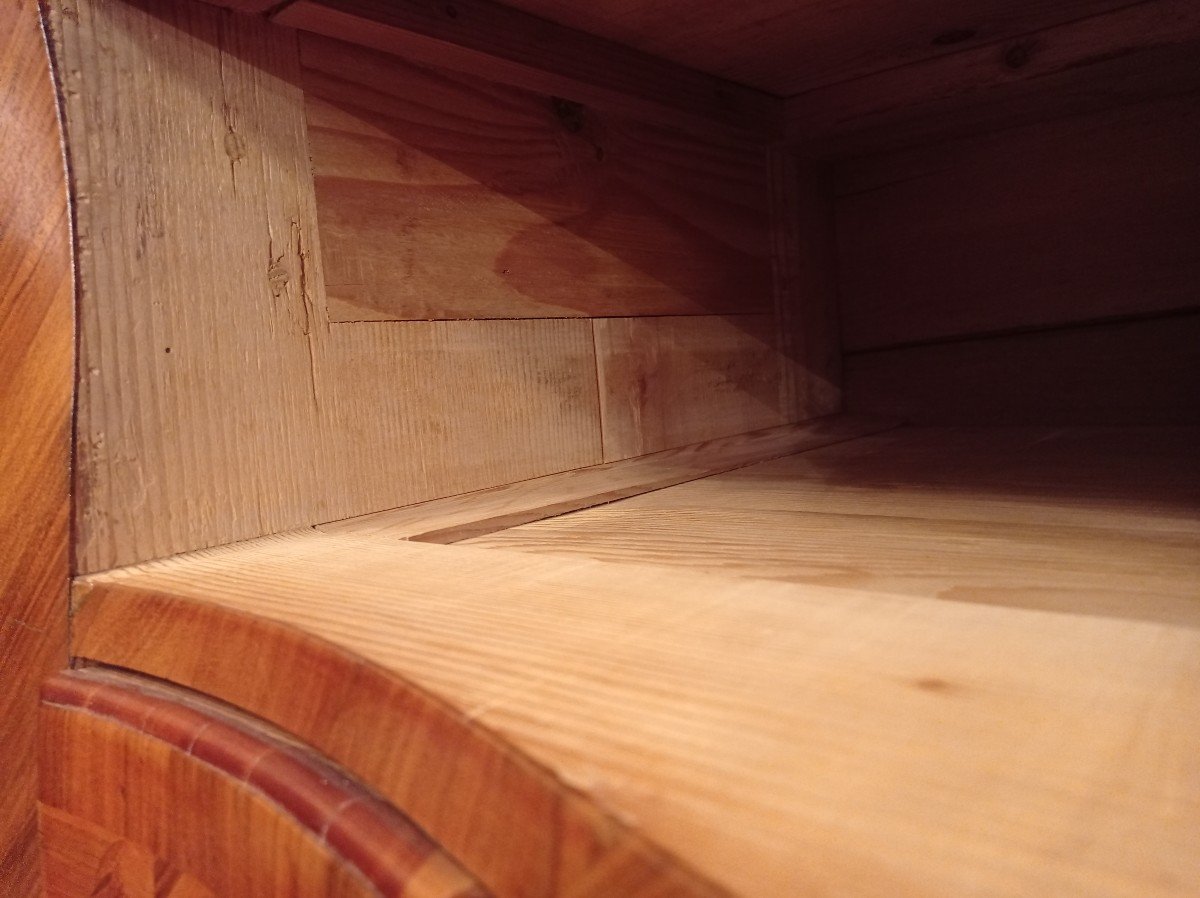 Commode Tombeau d'époque Louis XV En Marqueterie De Cube-photo-4