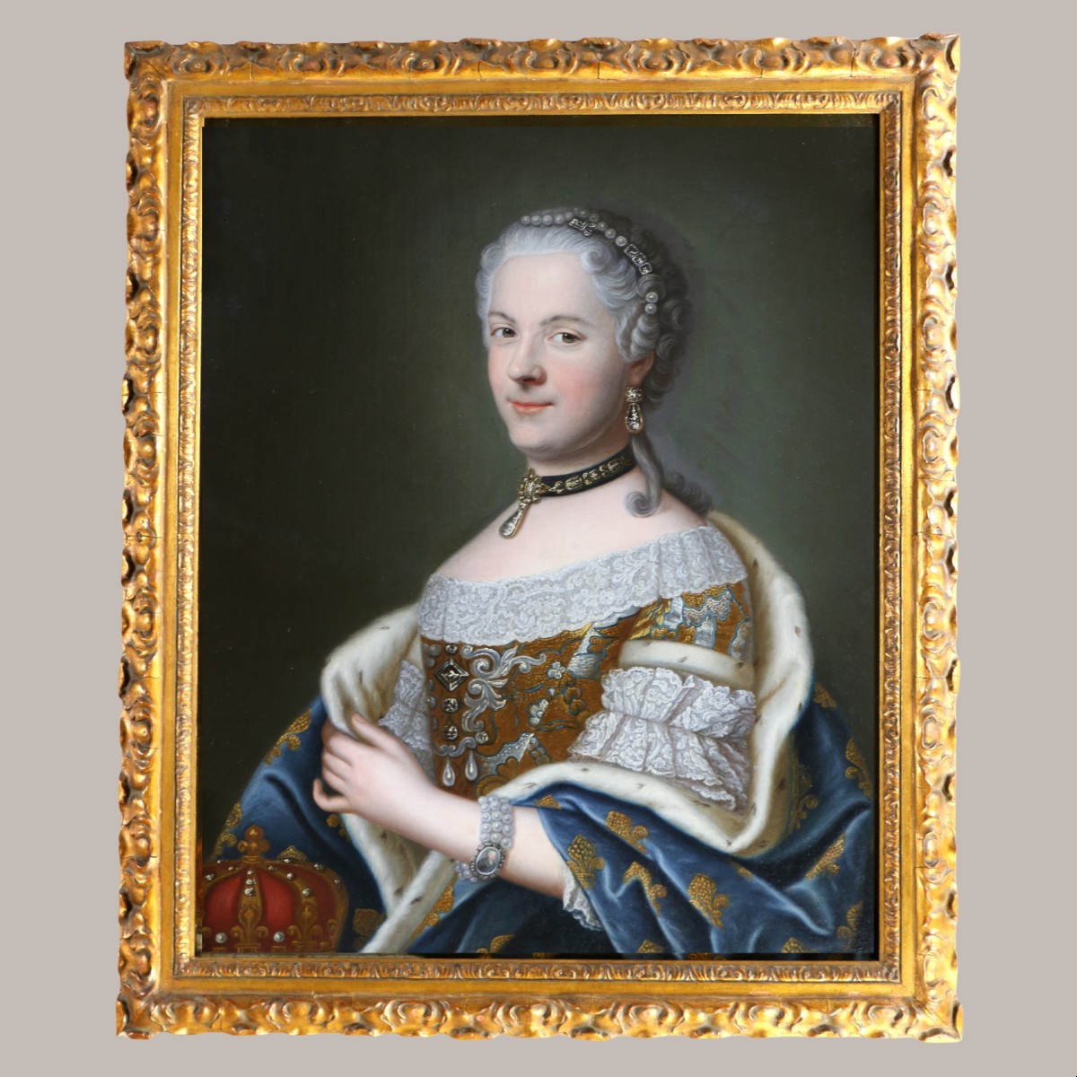 French School Of The 18th Century, Portrait Of Queen Marie Leszczynska.