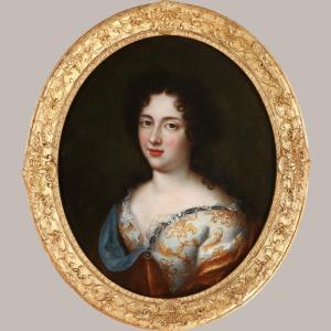 Pierre Mignard (1612-1695) et atelier. Portrait de Mlle de Nantes vers 1690, fille de Louis XIV