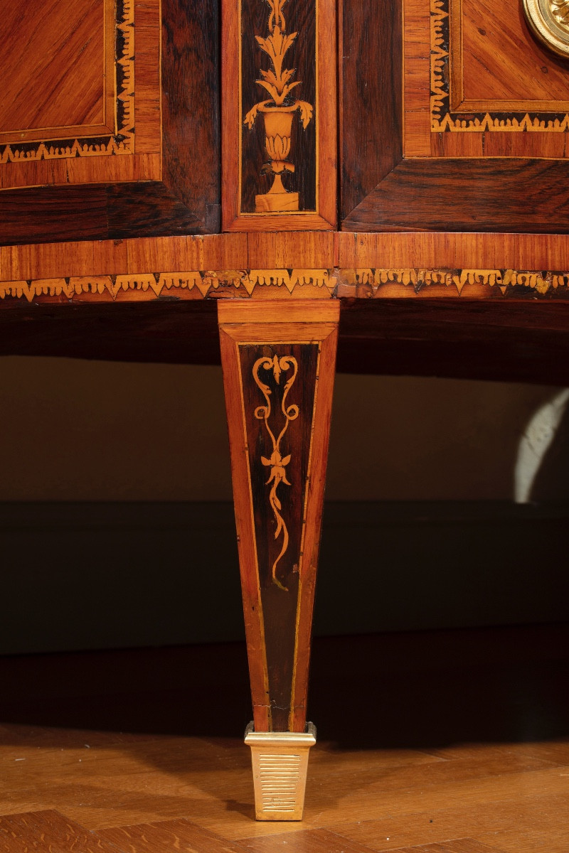 Paire de commodes demi-lune Lombardes-photo-3