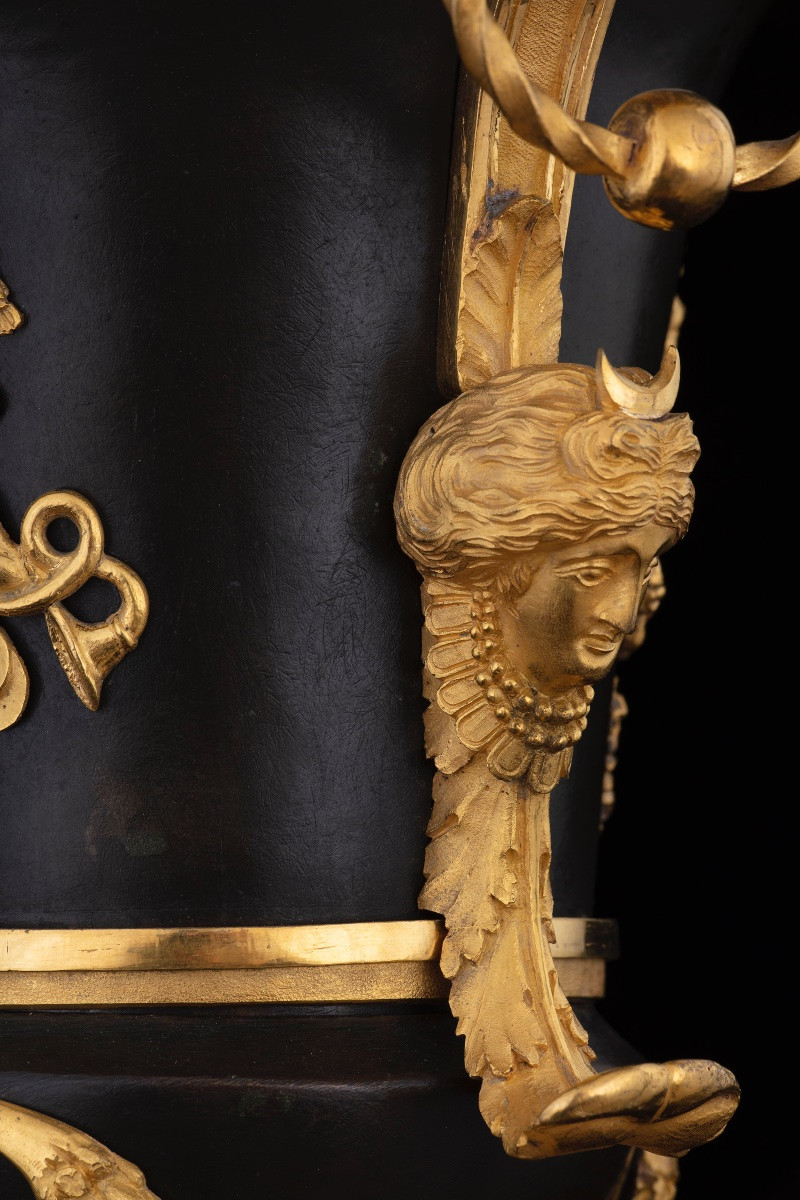 Important Bronze Vase, Russia, Early 19th Century-photo-1