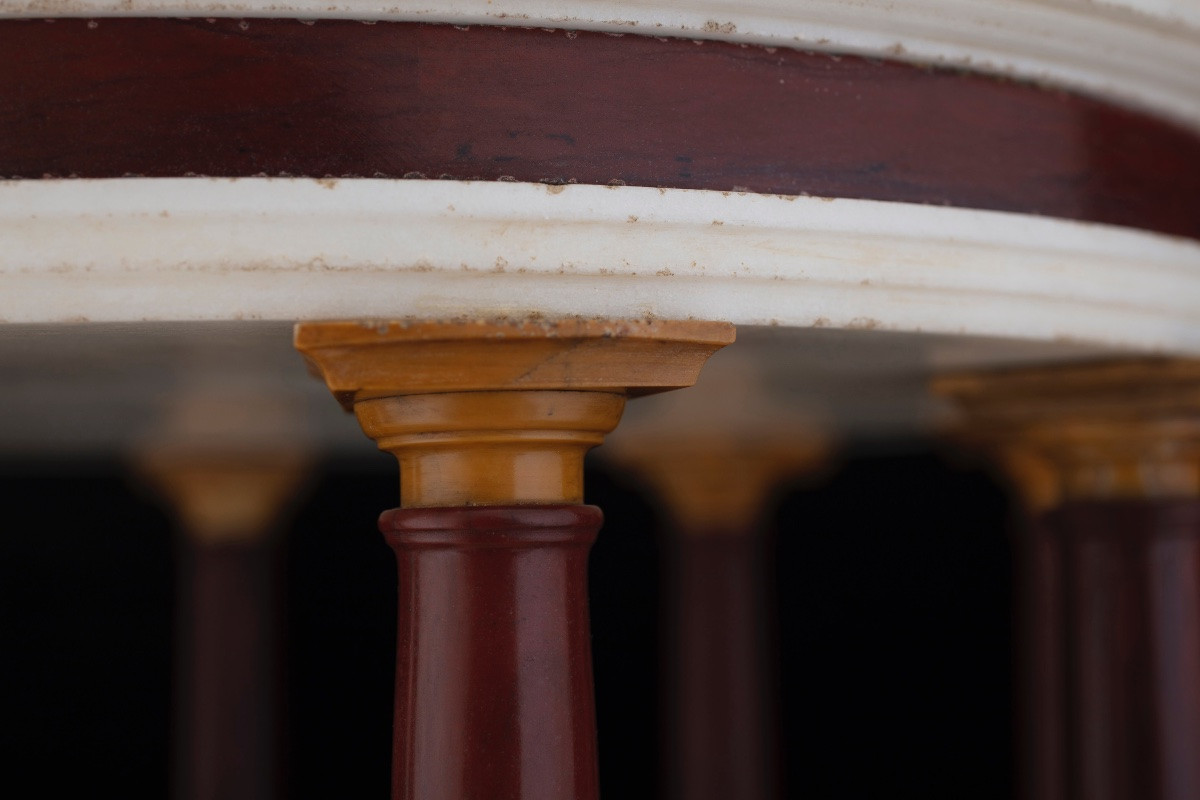 Temple néoclassique en marbres colorés, seconde moitié du XIXe siècle-photo-5