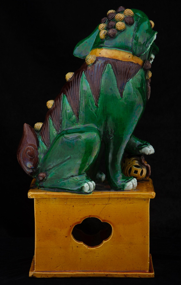 Paire de grands chiens Pho en céramique émaillée de Sancai, Chine, XIXe siècle-photo-4
