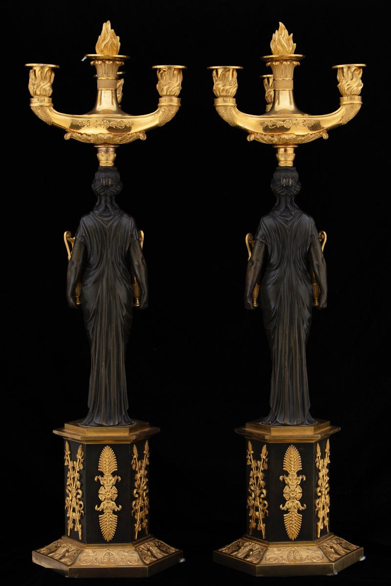 Paire de candélabres Empire en bronze bruni et doré au mercure, première moitié du XIXe siècle.-photo-3