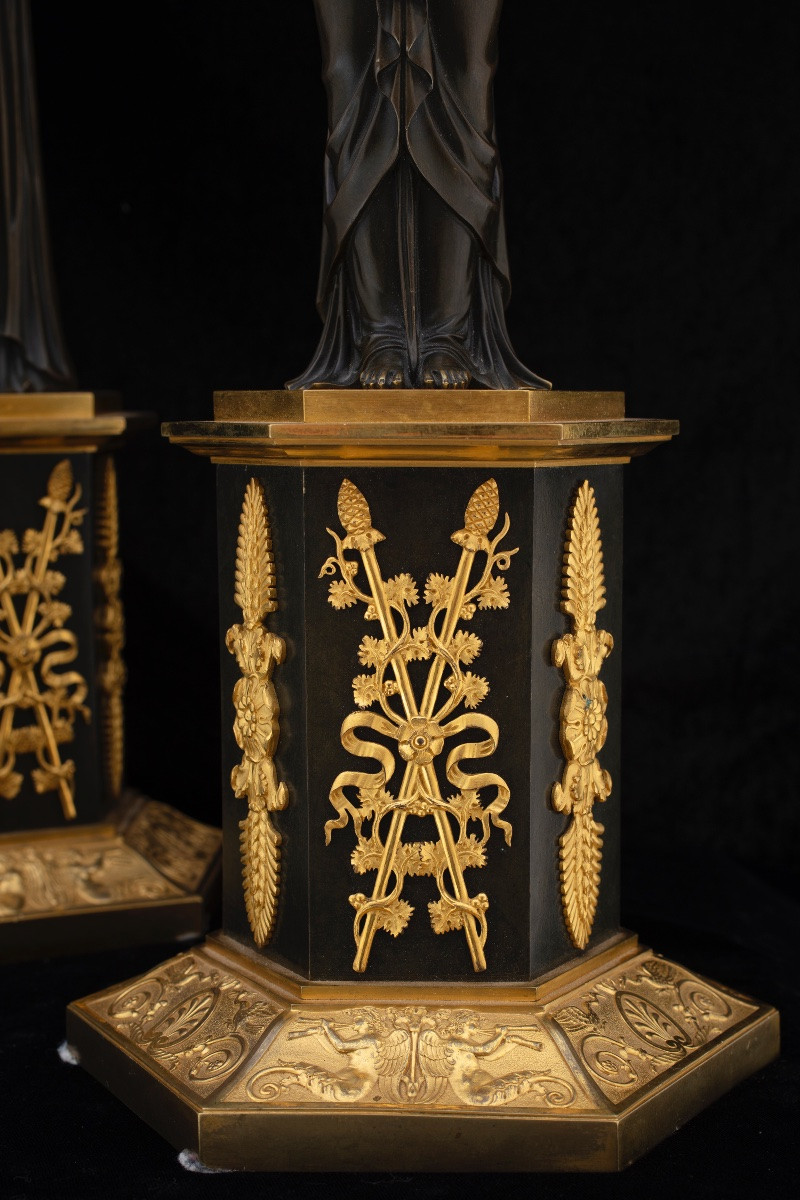 Paire de candélabres Empire en bronze bruni et doré au mercure, première moitié du XIXe siècle.-photo-6