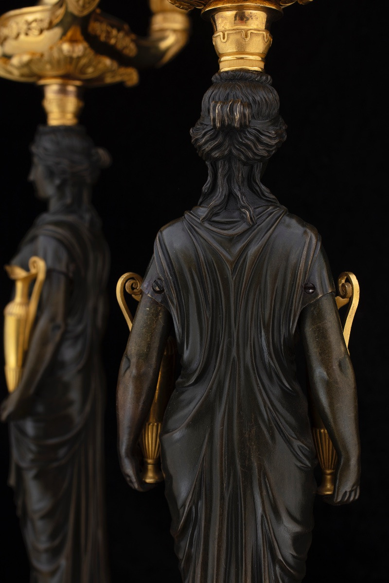 Paire de candélabres Empire en bronze bruni et doré au mercure, première moitié du XIXe siècle.-photo-8