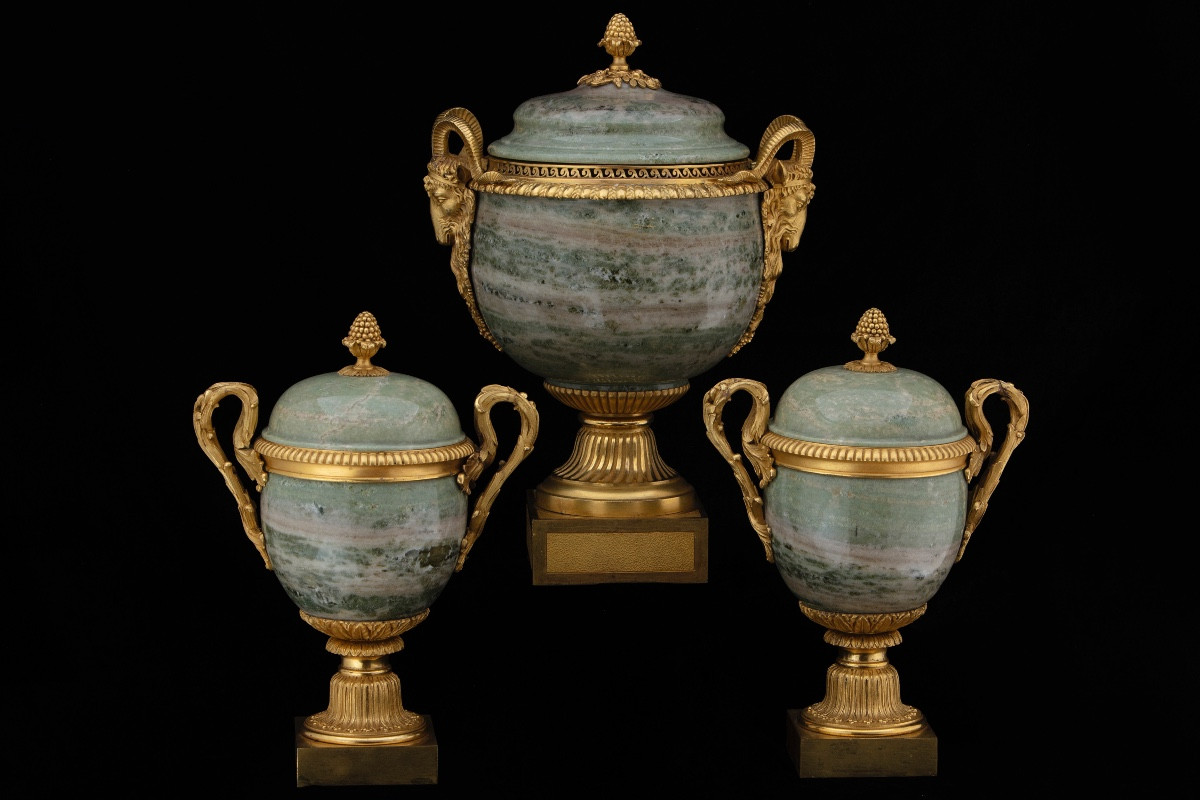 Triptych Of Vases In Swedish Green Marble And Gilded Bronze, France, Mid-19th Century