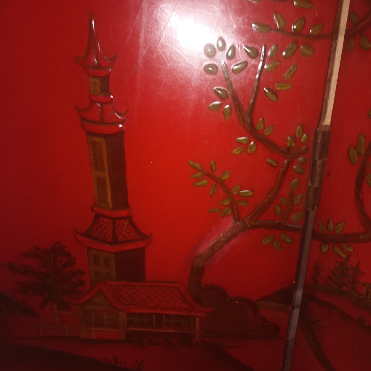 Chinese Screen With 3 Leaves In Red Lacquer-photo-4