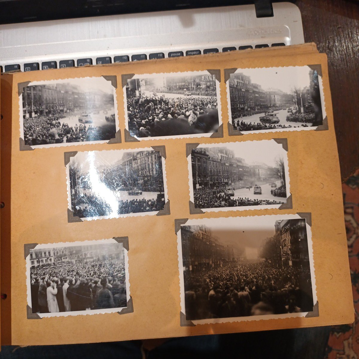 Militaria, Album Of Period Photos On The Liberation Of Paris (from August 19 To 25, 1944)-photo-6