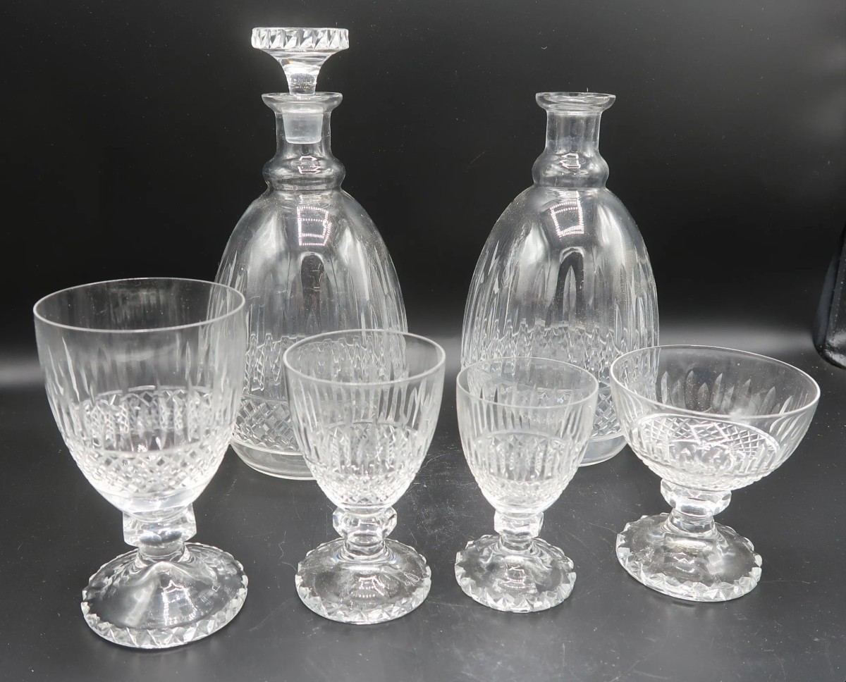 service de verres en cristal DAUM + 2 carafes