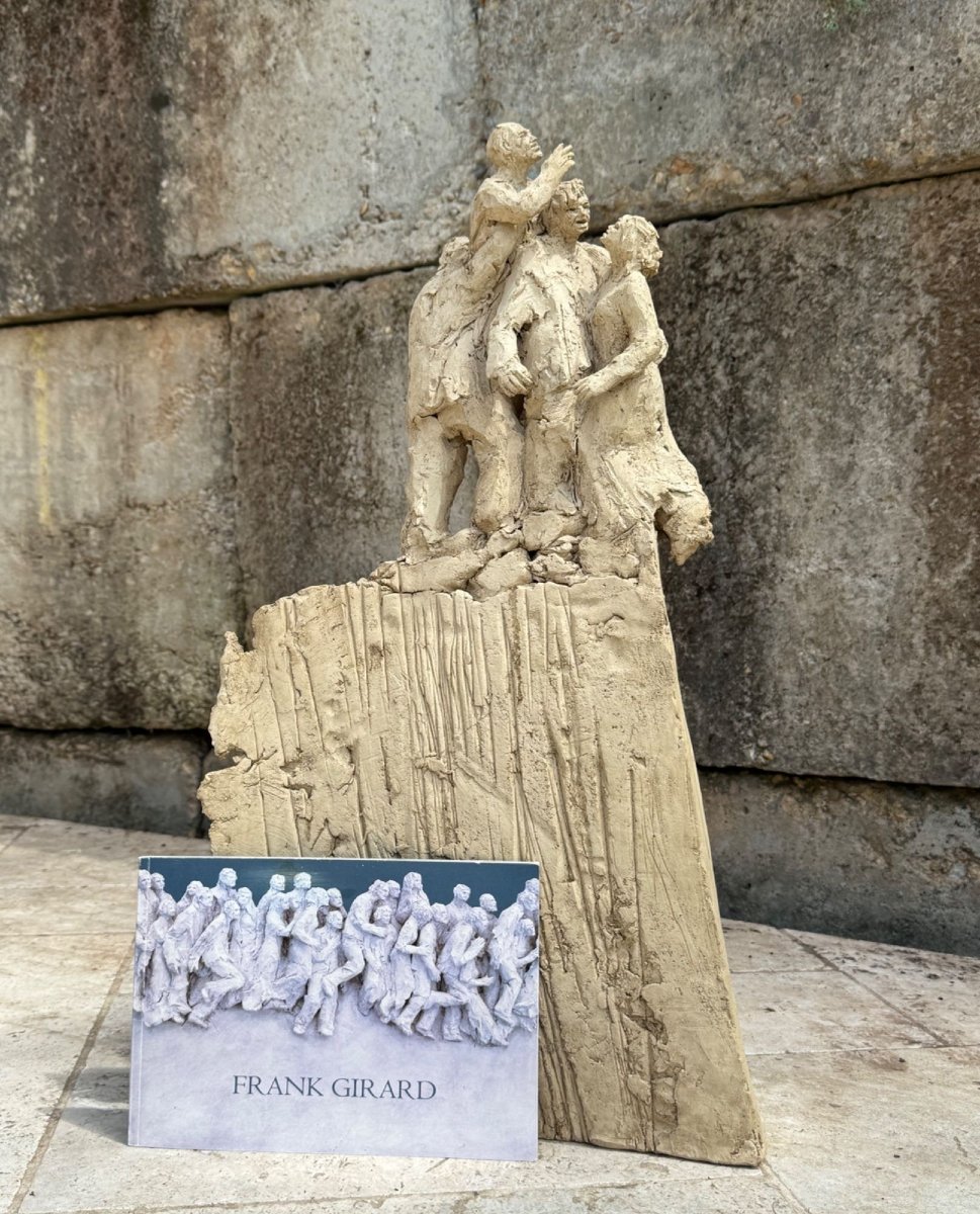 Frank GIRARD (né en 1947)  sculpture en terre cuite-photo-1