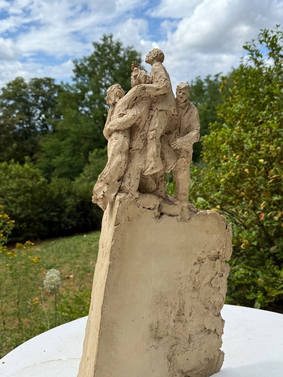 Frank GIRARD (né en 1947)  sculpture en terre cuite-photo-4