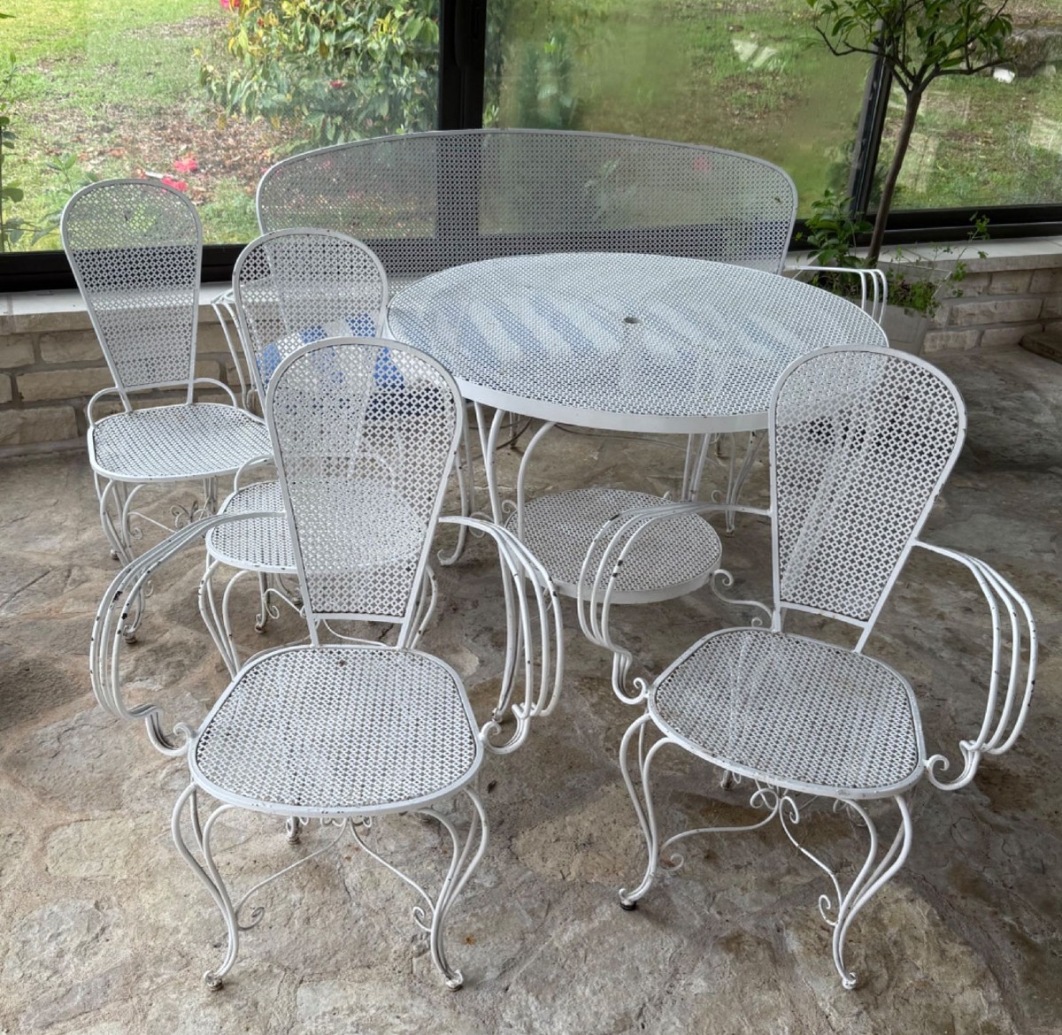 grand salon de jardin en fer forgé blanc (années 50)