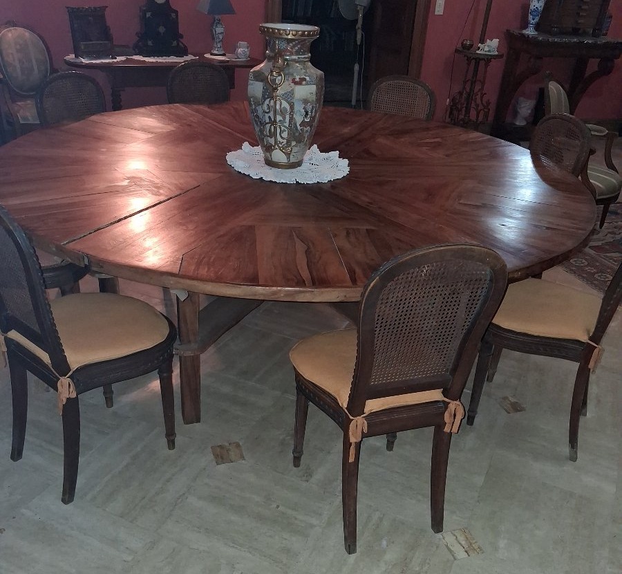 Very Large Round Table Made Of Tahitian Rosewood-photo-4