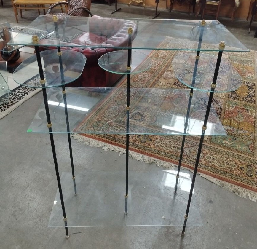 Store Display Case With Glass Shelves, 1940s–1950s -photo-1