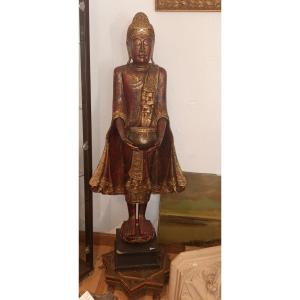 Large Burmese Buddha In Wood And Inlay Of Mirrors