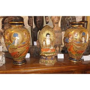 Japon; Ensemble Bouddha Et 2 Vases Satsuma, époque Meiji