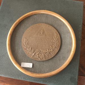 Franc Maçonnerie   Médaille Commémorative En Bronze  Loge Les Vrais Experts à l'Orient De Paris