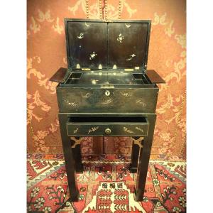Japanese Lacquer And Mother-of-pearl Cabinet 