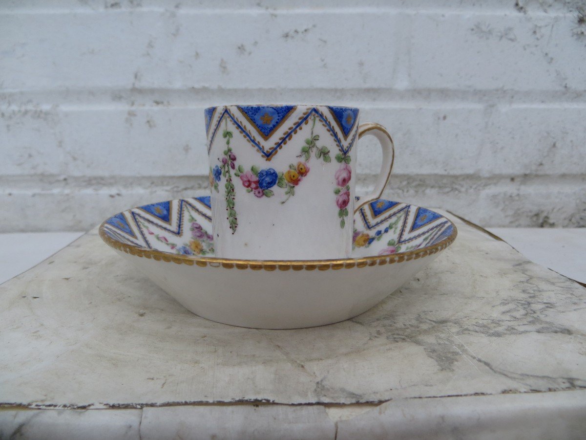 Litron Cup Brand From The Royale De Sèvres Manufacture. Dated 787-photo-2