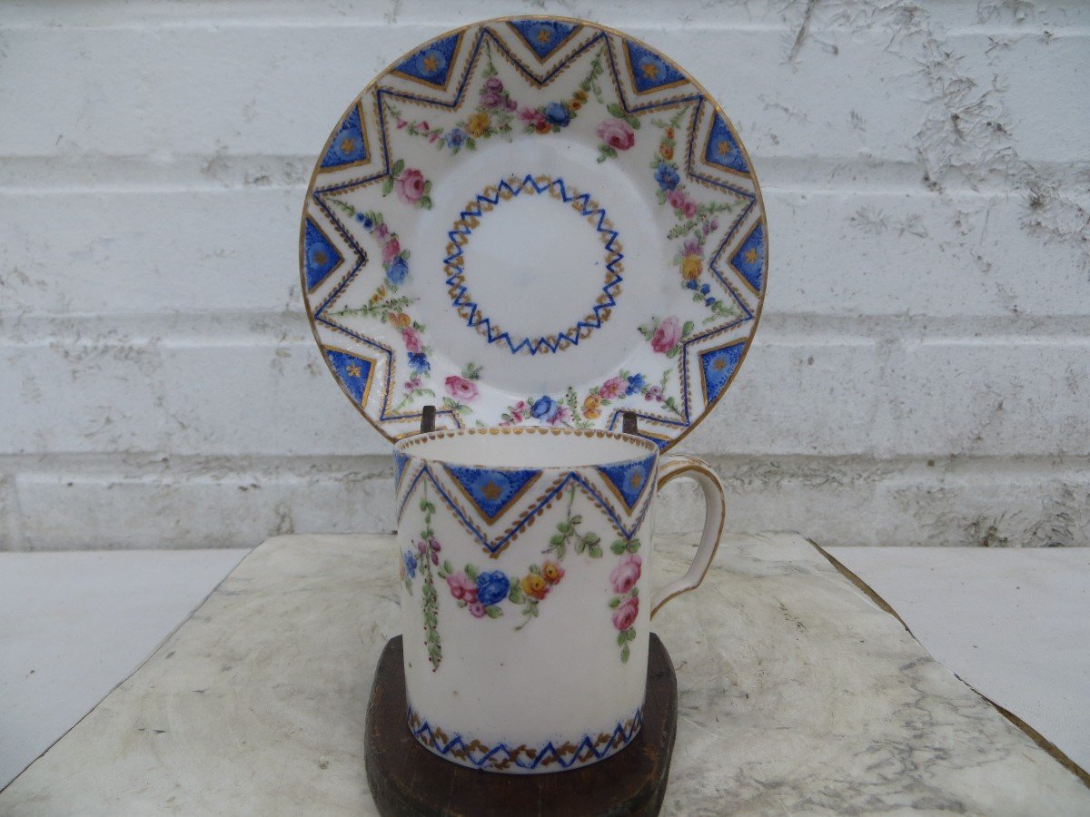 Litron Cup Brand From The Royale De Sèvres Manufacture. Dated 787