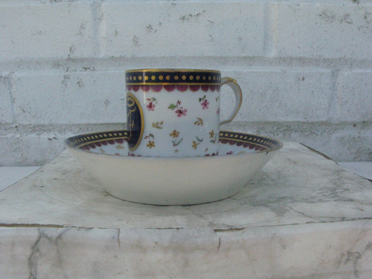 Tasse Litron Marque De La Manufacture Royale De Sèvres. 1784-photo-4