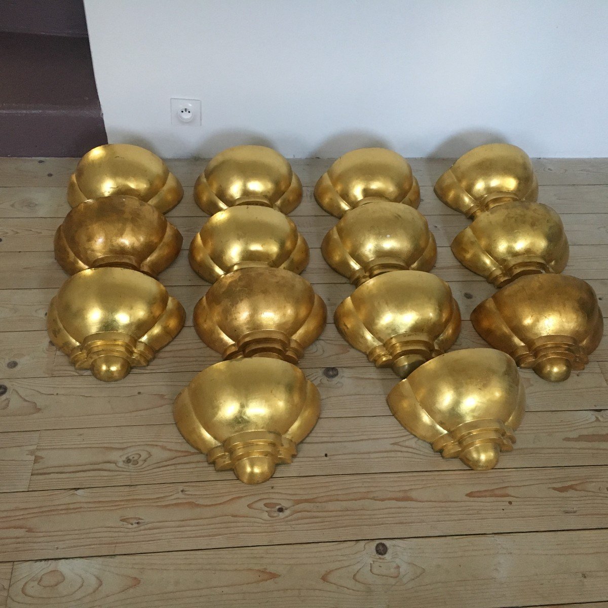 Série De 14 Appliques  De Style Art-déco Des Années 1970-1980 En Plâtre-photo-1