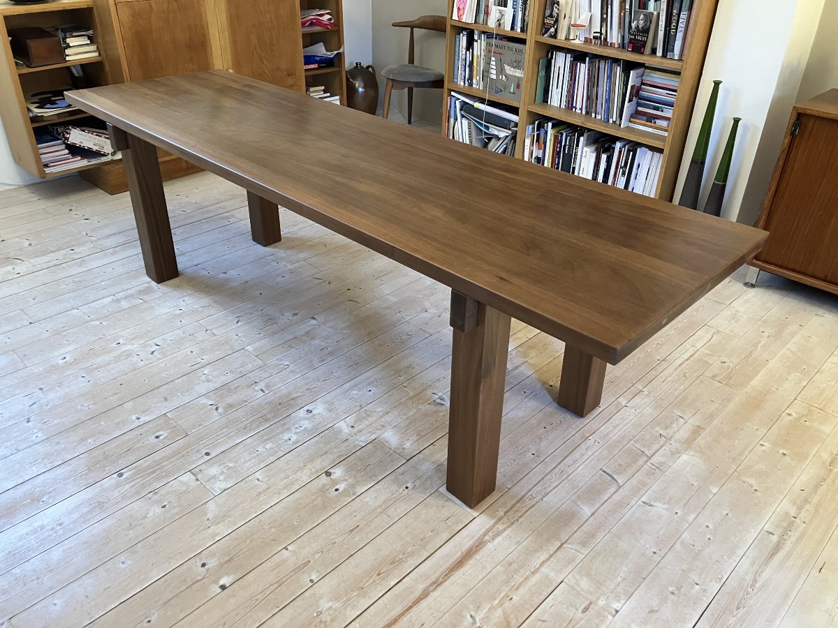 Table de Charlotte Perriand Modèle "Brasil" pour la galerie Sentou 1960 en acajou massif