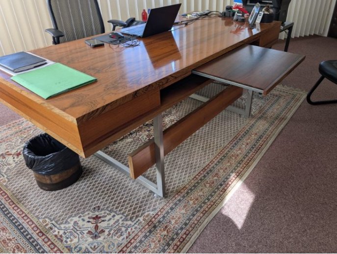 Large Minister Desk, Ligne Roset 1970 Edition, In Rosewood Veneer-photo-3