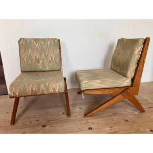 Paire de fauteuils  dans le gout de Pierre Jeanneret 1940-1950 En Chêne