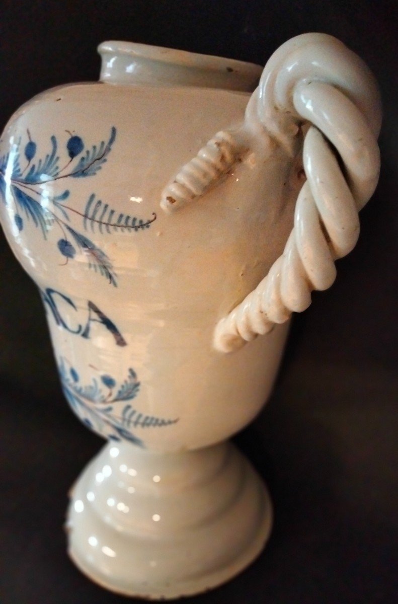 18th Century Bordeaux Apothecary Monster Pot-photo-3