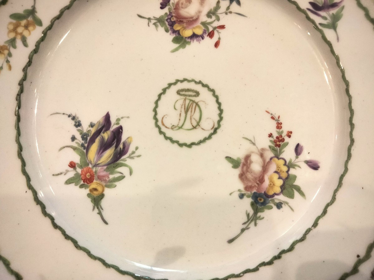 Assiette Porcelaine de Paris Manufacture à la Reine XVIIIe-photo-2