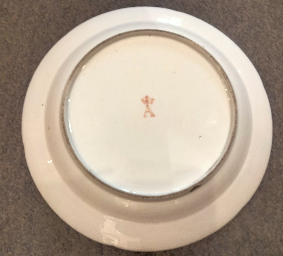 Assiette Porcelaine de Paris Manufacture à la Reine XVIIIe-photo-1