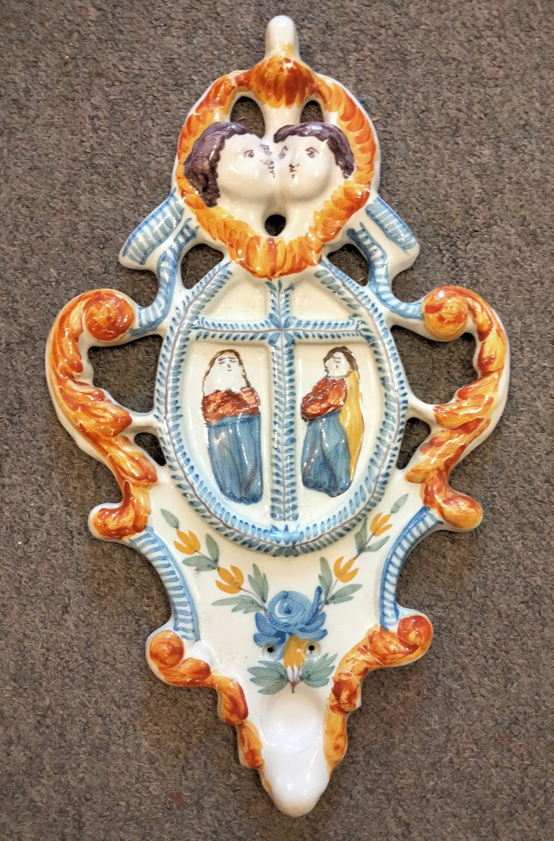 Plaque bénitier Sud Ouest Martres Tolosane  deb XIXe