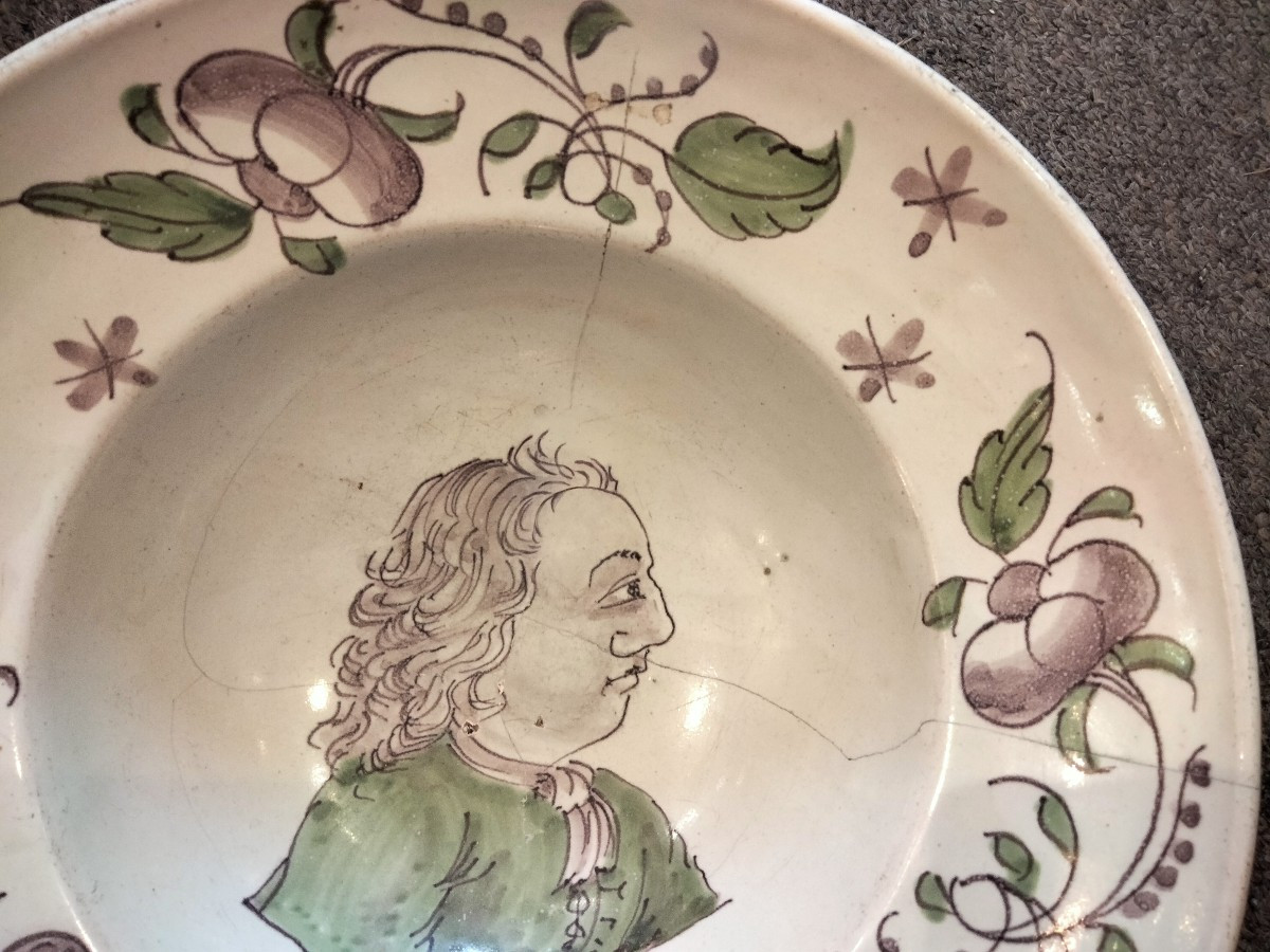 Sud Ouest - Plat de Barbier Louis XVI  18e-photo-1