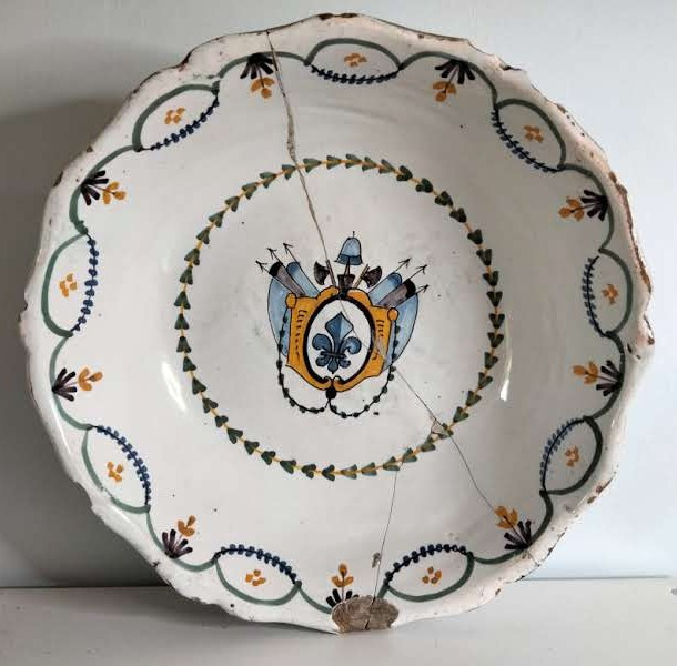 Nevers Revolutionary Salad Bowl 18th Century