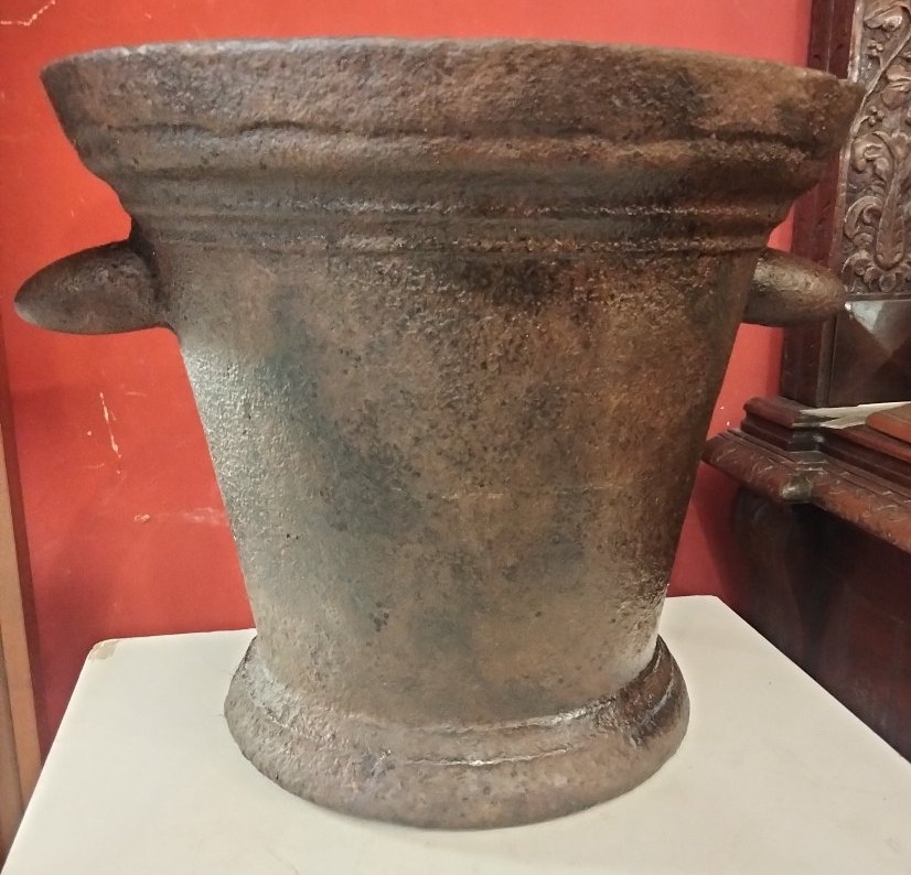 Grand Mortier Fonte XVIIe