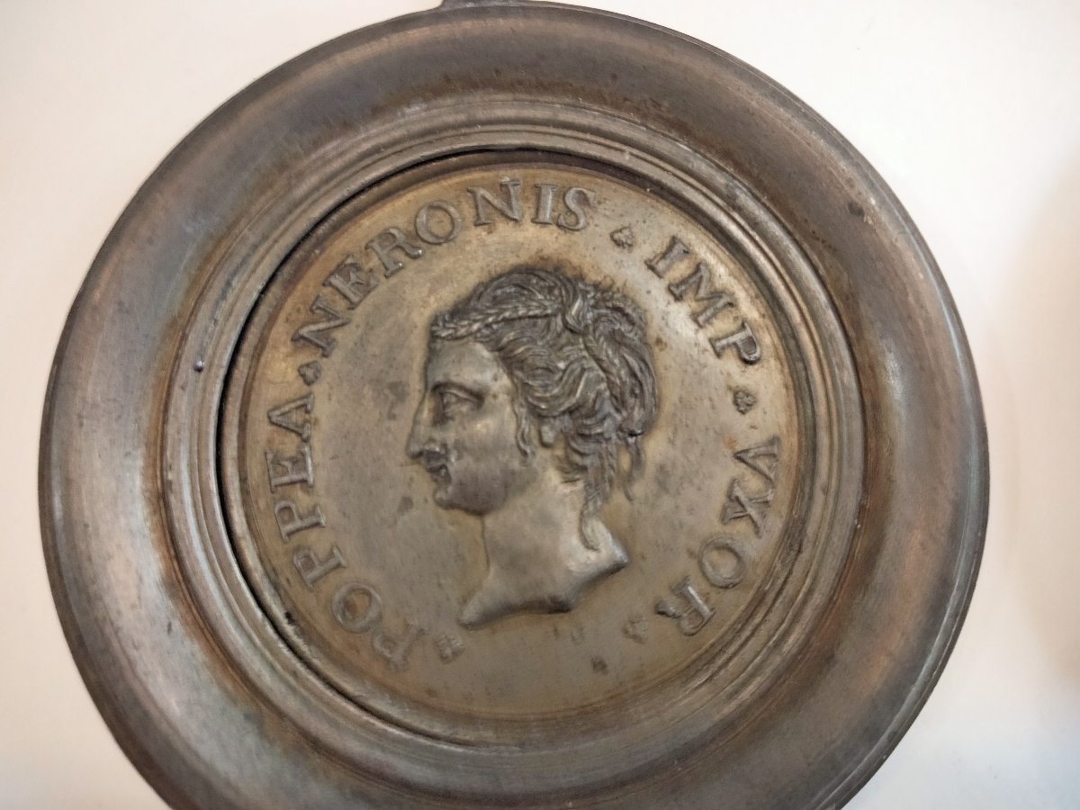 Pair Of 18th-century Roman Emperor Pewter Medallions-photo-2