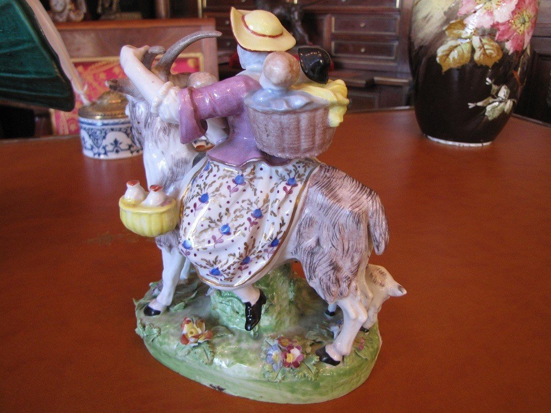 Porcelain Figurine-photo-1