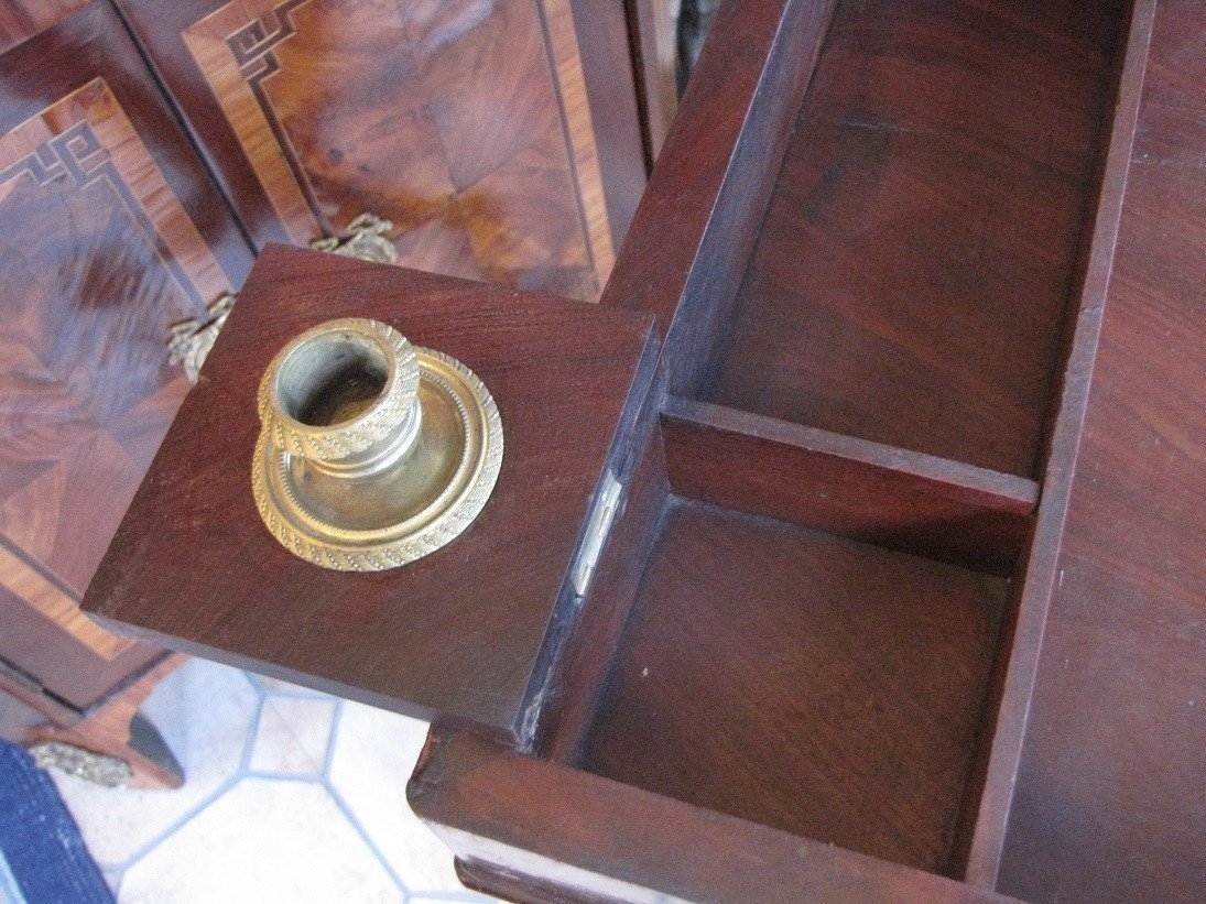 Mahogany Worker-photo-6