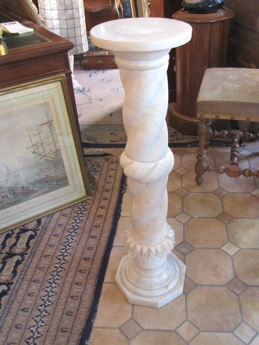 Colonne en marbre