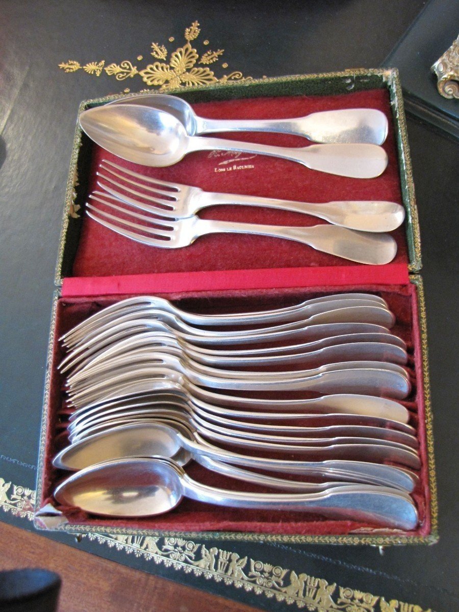 12 Couverts en argent