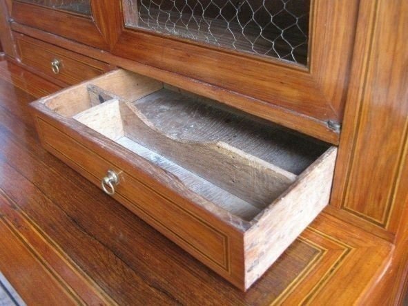 Petit bureau d'époque Restauration-photo-4
